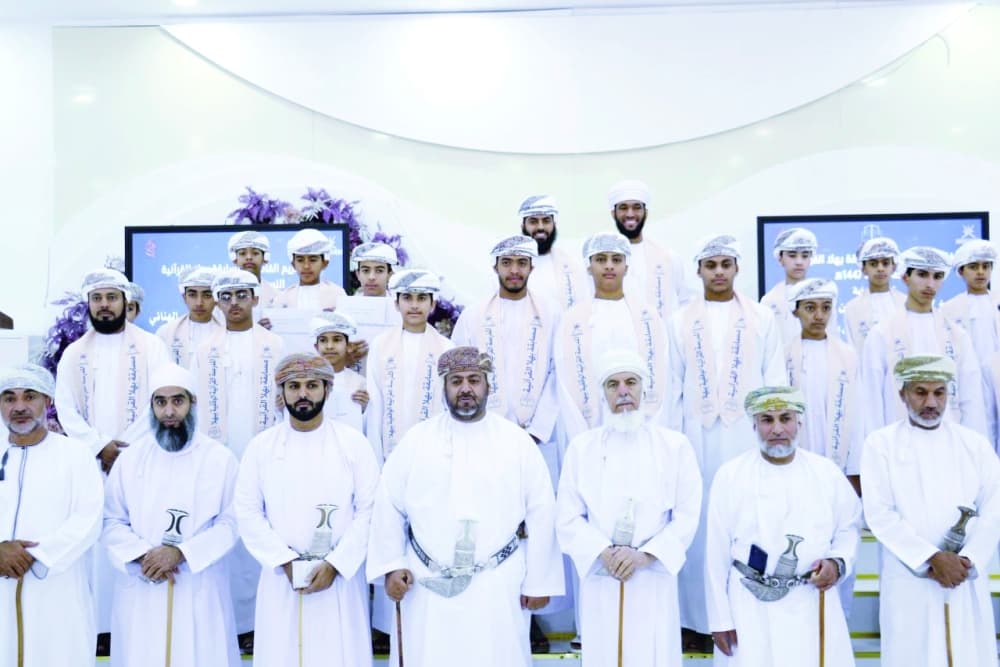 تكريم الفائزين في مسابقة بهلا القرآنية