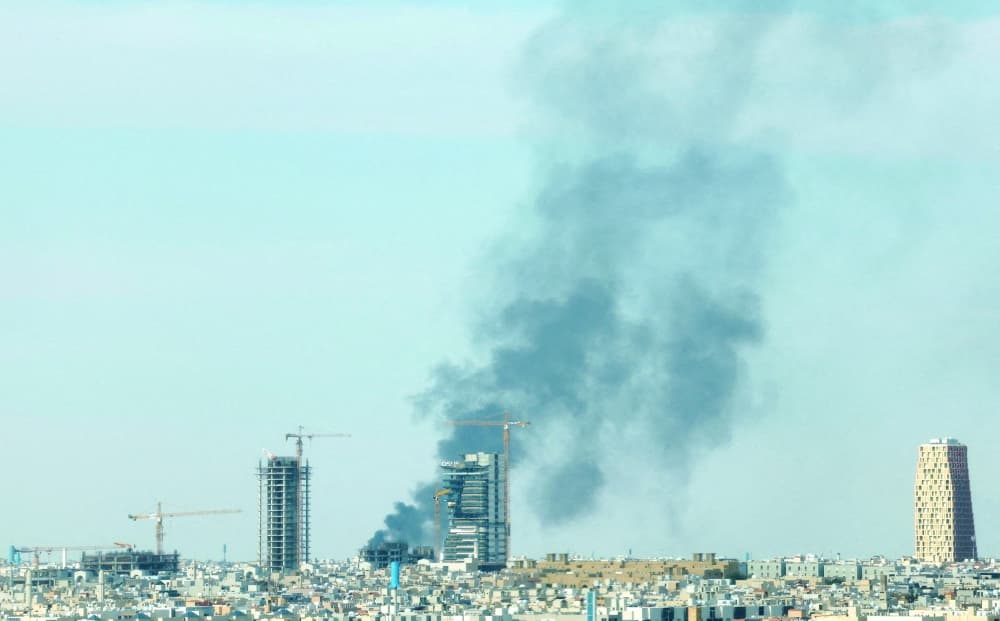 مصادر: السعودية أبلغت إيران أن استمرار الهجمات عليها قد يدفعها للرد بالمثل